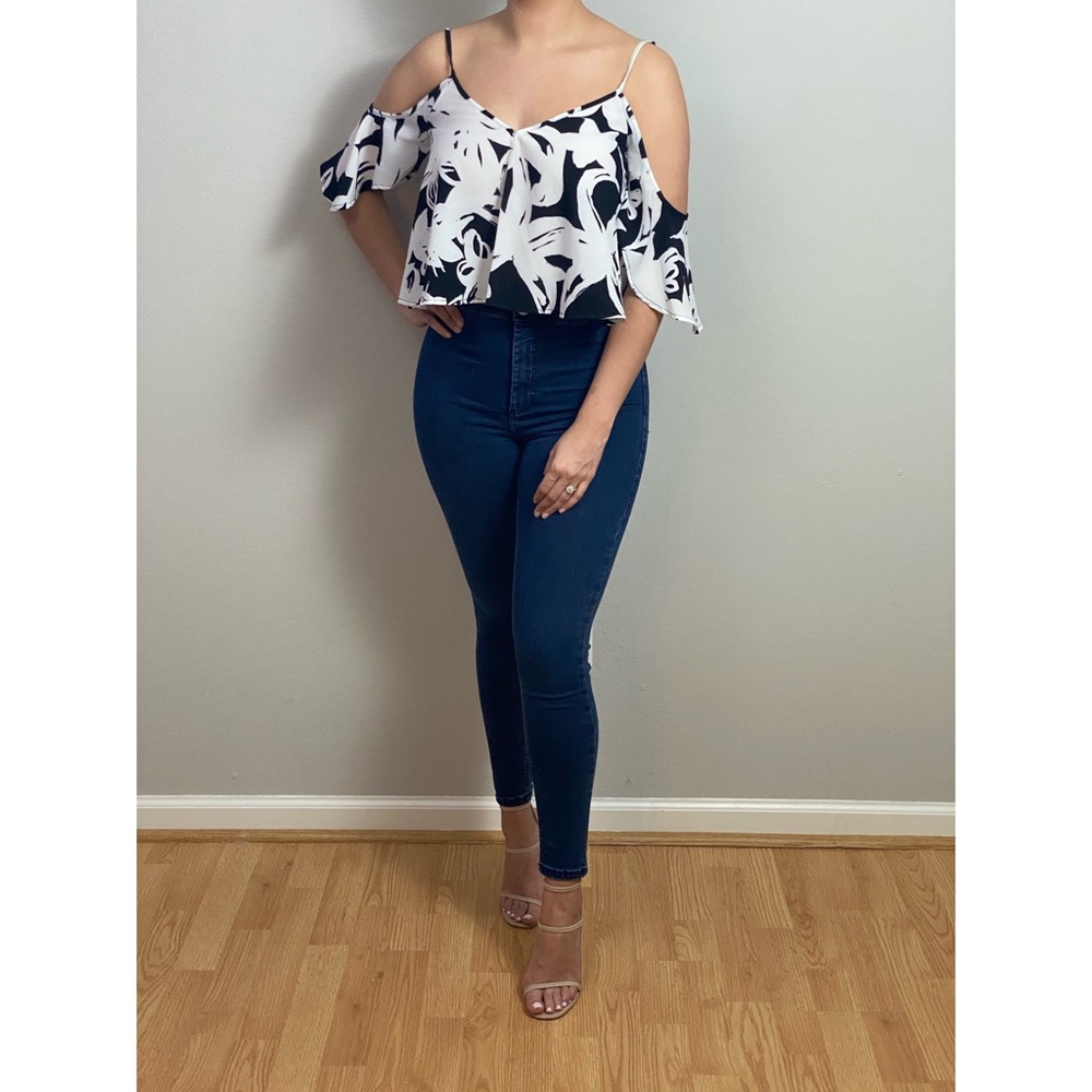 Black & White Floral Crop Top